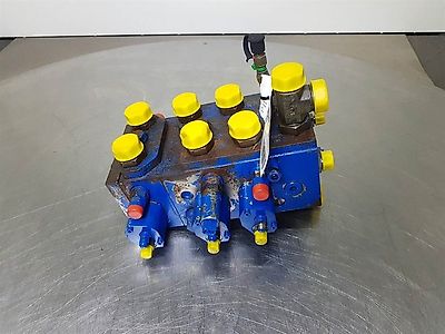 Case 621D-Rexroth M6-1131-00/3M6-Valve/Ventile/Ventiel