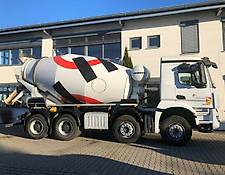 Mercedes-Benz concrete mixer truck Arocs 3240 Liebherr 9m³ - German Mixer