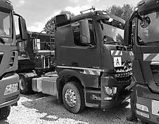 Mercedes-Benz tractor unit Arocs 1845